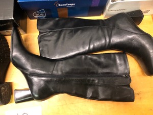 lot 300 image: 6 Pairs of New & Unused Ladies Boots - Size 8 or 8.5 - Lot #10