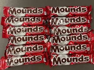 lot 57 image: Lot of 12 Mounds Dark Chocolate & Coconut Candy Bars
