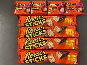 lot 65 image: Lot of Reeses Pretzels Big Cup and Sticks King Size