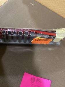 Husky 38 in. Drive Deep Metric Socket Set (10-Piece)    Customer Returns See Pictures