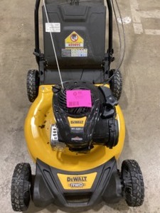 DEWALT 12A-O1T9739 21 in. 150cc Briggs and Stratton 625ex Engine Rear Wheel Drive 2-in-1 Gas Self Propelled Walk Behind Lawn Mower   Customer Returns See Pictures