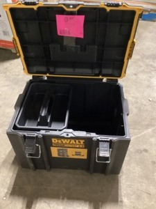 DEWALT TOUGHSYSTEM 2.0 24 in. W Modular Tool Box Missing Handle Customer Returns See Pictures