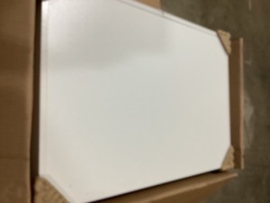 Hampton Bay Avondale 36 in. W x 24 in. D x 18 in. H Ready to Assemble Plywood Shaker Wall Bridge Kitchen Cabinet in Alpine White  Customer Returns See Pictures