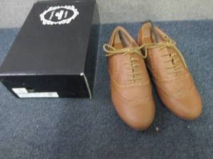 lot 1 image: Ollio Womens Shoe Classic Lace Up ...