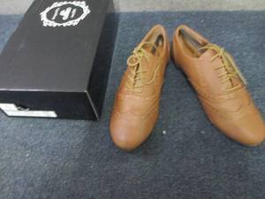 lot 3 image: Ollio Womens Shoe Classic Lace Up ...