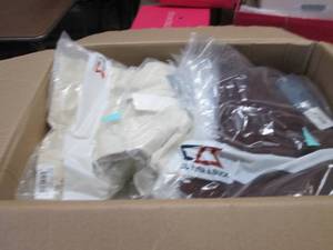 lot 9 image: Box of Assorted Sizes Men & Womens...