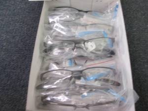 lot 52 image: 10 each Steven Tyler Blank Lens Gla...