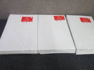 lot 91 image: 3- 10 ct Hallmark Medium Gift Boxes...