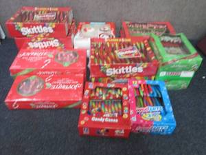 lot 105 image: Assorted HolidayCandy Canes...