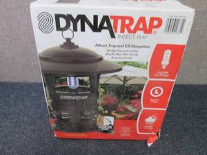 lot 140 image: Dyna Trap Insect Trap...