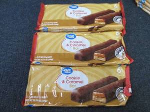 lot 295 image: 6- 10.74 oz Great Value Cookie & Ca...