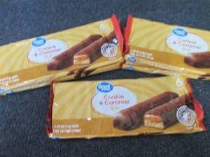 lot 296 image: 5- 10.74 oz Great Value Cookie & Ca...