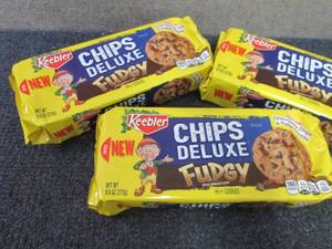 lot 366 image: 3- 9.6 oz Keebler Chips Deluxe Fudg...
