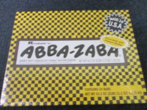 lot 378 image: 24 pk Abba-Zaba Chewy Taffy Chocola...