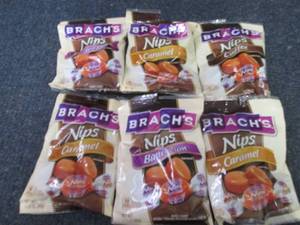 lot 407 image: 6- 3.25 oz Brachs Nips...