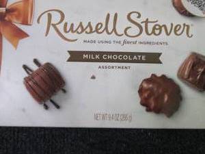 lot 425 image: 3- 9.4 oz Russell Stover Milk Choco...