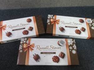 lot 426 image: 3- 9.4 oz Russell Stover Milk Choco...