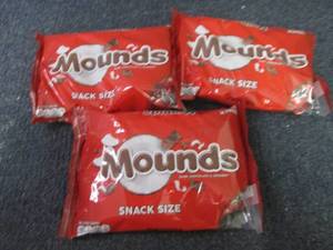 lot 487 image: 3- 11.3 oz Mounds Snack Bars...
