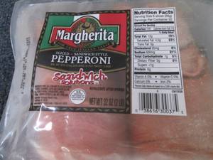 lot 502 image: 32 oz FROZEN Margherita Sliced Pepp...