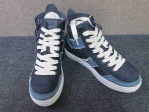 lot 549 image: Billy Womens Chevron High Top Blue...