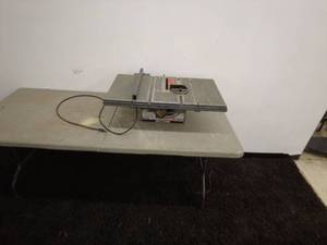lot 74 image: Craftsman 8-Inch Direct Drive Table Saw