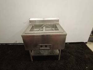 lot 101 image: Stainless Steel Double Compartment Commercial Food Warmer
