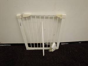 lot 111 image: Lot of Baby Safety Gate