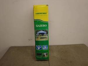 lot 118 image: Yardworks Gazebo