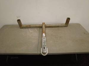 lot 144 image: Fulton Class 2 Trailer hitch mount
