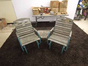 lot 182 image: Vintage Outdoor Rocking Chair Set with Side Table