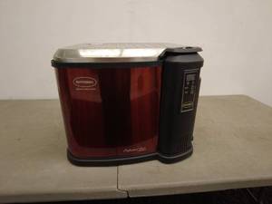lot 196 image: Butterball Electric Turkey Fryer - Professional Series by Masterbuilt