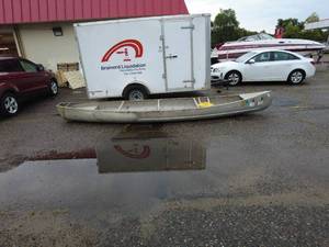 lot 13 image: Grumman Boats Model G-5-17S Aluminum Canoe