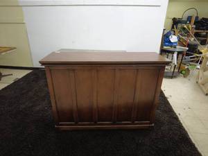 lot 29 image: Wooden Home Bar with Shelving