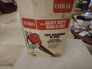lot 34 image: Toro 550 TBX Heavy Duty Rake-O-Vac Leaf Blower and Vacuum