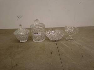 lot 231 image: Crystal Clear Handcut 24% Lead Crystal Glassware Set