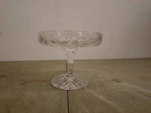lot 238 image: Vintage Cut Glass Compote Pedestal Dish