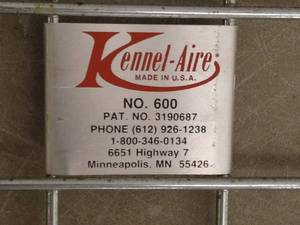 lot 249 image: Kennel-Aire NO. 600 Metal Pet Cage Panels