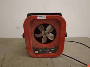 lot 270 image: Cadet RCP-402S Electric Unit Heater