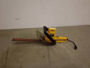 lot 277 image: Disston 2050 Hedge Trimmer