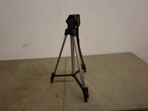 lot 286 image: Adjustable Camera Tripod