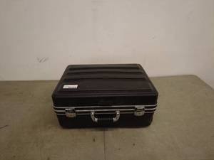 lot 27 image: V-Blox Electrical Equipment Set in Hard Case
