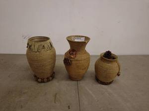 lot 88 image: Rustic Decorative Vase Set - Set of 3