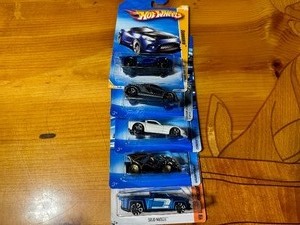 New in box Hot Wheels