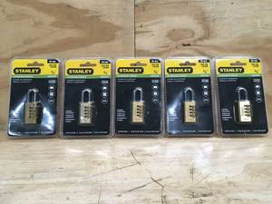lot 54 image: Lot of 5 - Stanley 20 mm 34 Combination Padlock Model # S826-986