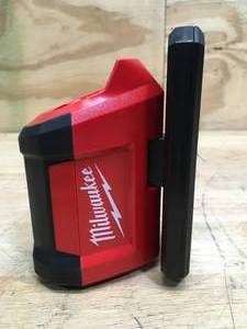 lot 7A image: New Milwaukee Rover Service & Repair Flood Light Model 2367-20 (Tool Only) (Retail $79)