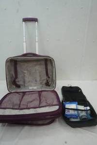 lot 9 image: Samsonite Purple Travel Luggage on wheels with a beauty bag