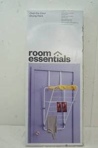 lot 11 image: New Over The Door Drying Rack