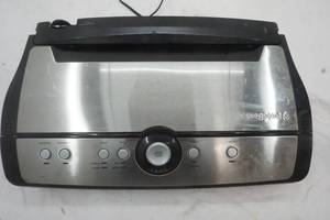 lot 29 image: Food Saver with Saver Bags