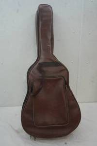 lot 40 image: Guitar & Case