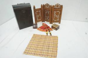 lot 85 image: Home Decor, Wine Box, Table Divider (18 long) and more